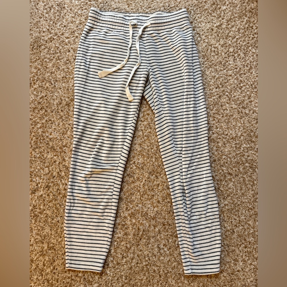 Women’s Vineyard Vines black and White Striped velour Pants size xxs